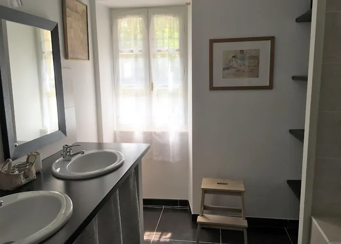 펜션 Le Moulin Du Pont De Matar *