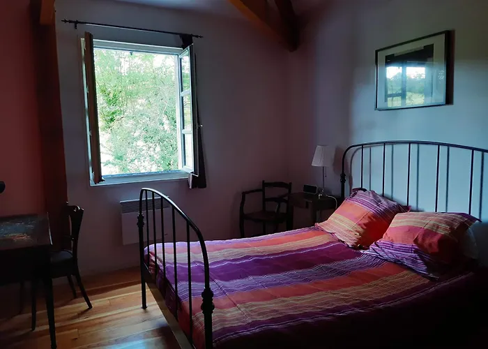 펜션 Le Moulin Du Pont De Matar