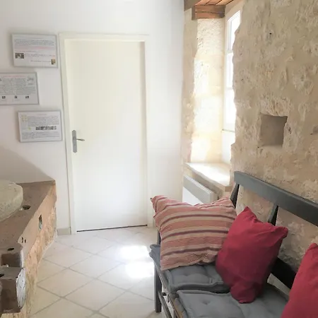 Prázdninový dům Le Moulin Du Pont De Matar *