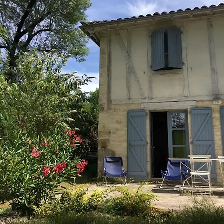 Prázdninový dům Le Moulin Du Pont De Matar *